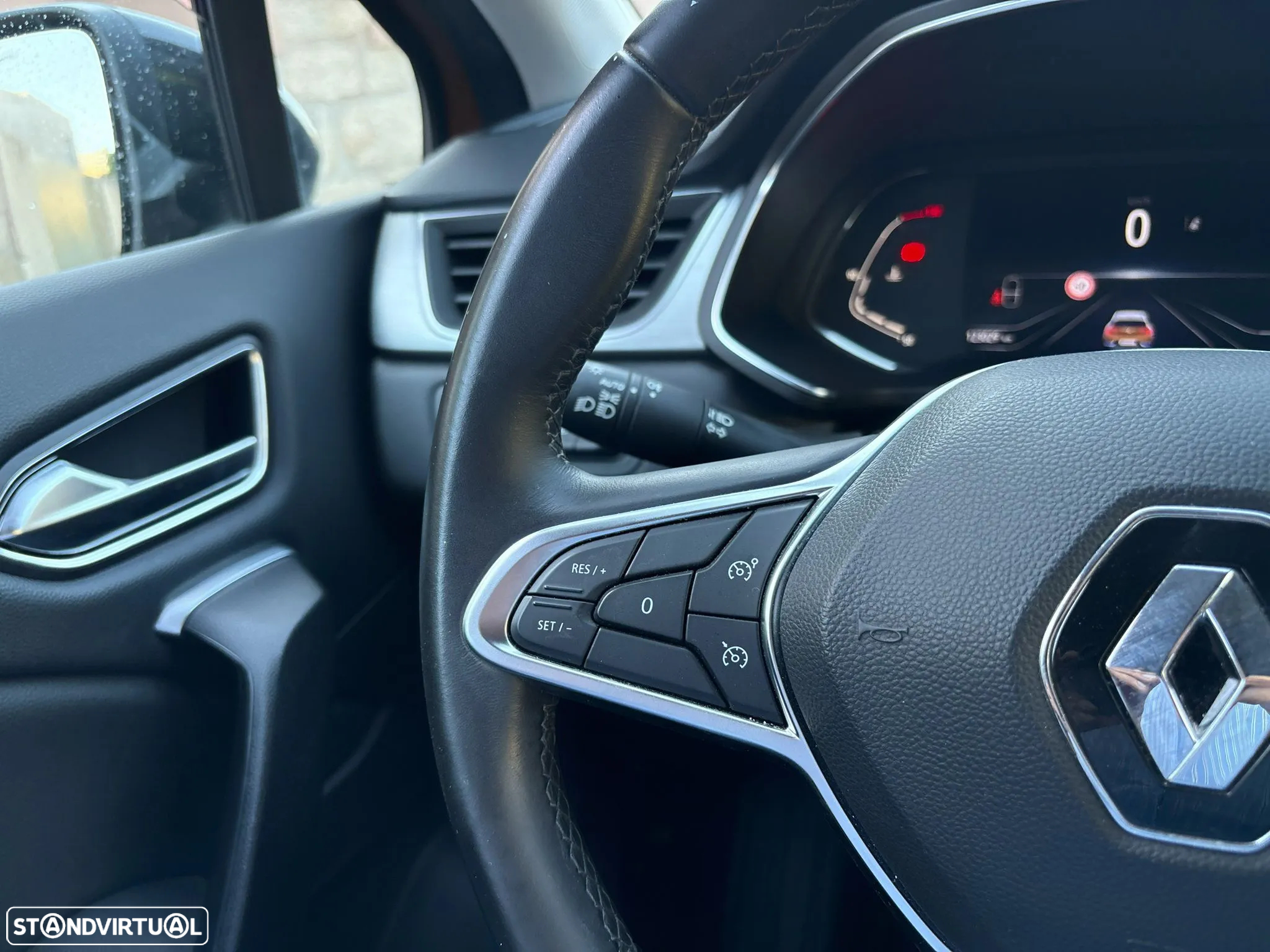 Renault Captur 1.0 TCe Exclusive Bi-Fuel - 12