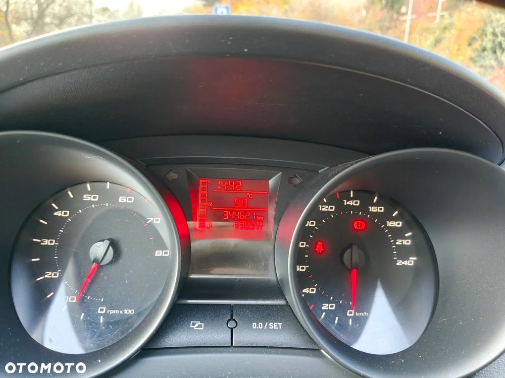 Seat Ibiza 1.4 16V Passion - 22