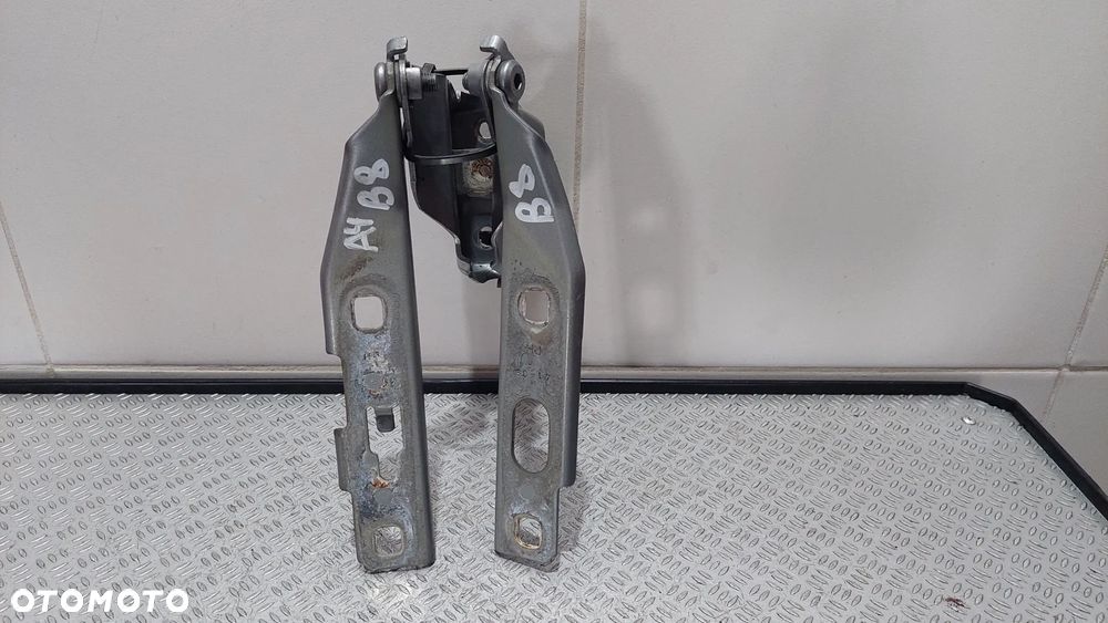 ZAWIASY MASKI PRZÓD KOMPLET AUDI A4 B8 1,8 TFSI R2009 NR 8K0823302D, 8K0823301D - 2