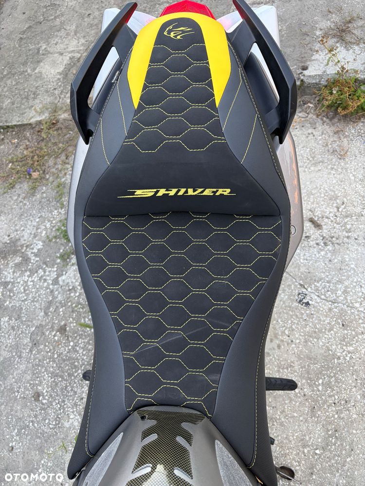 Aprilia Shiver - 12