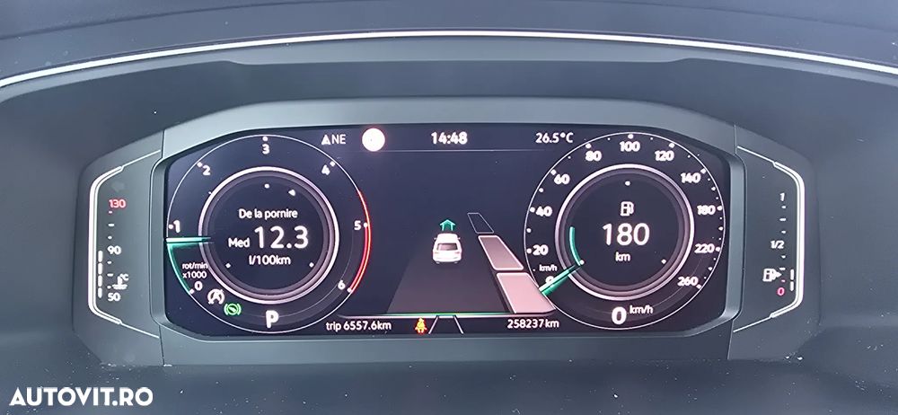 Volkswagen Tiguan 2.0 TDI SCR DSG Elegance - 23