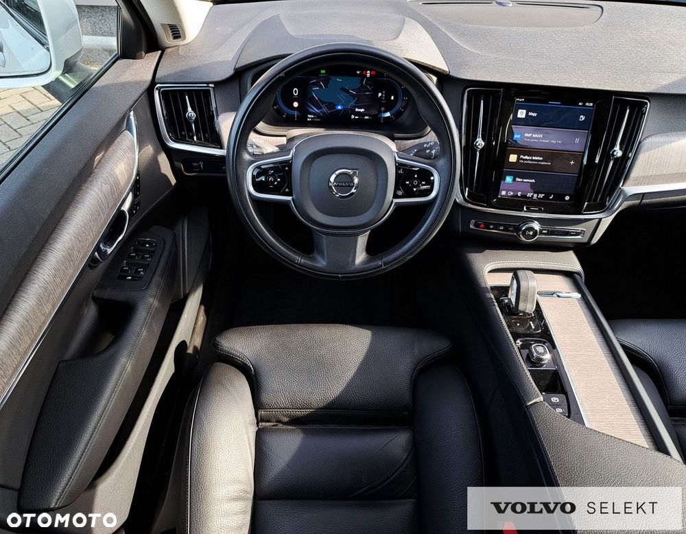 Volvo V90 Cross Country - 14