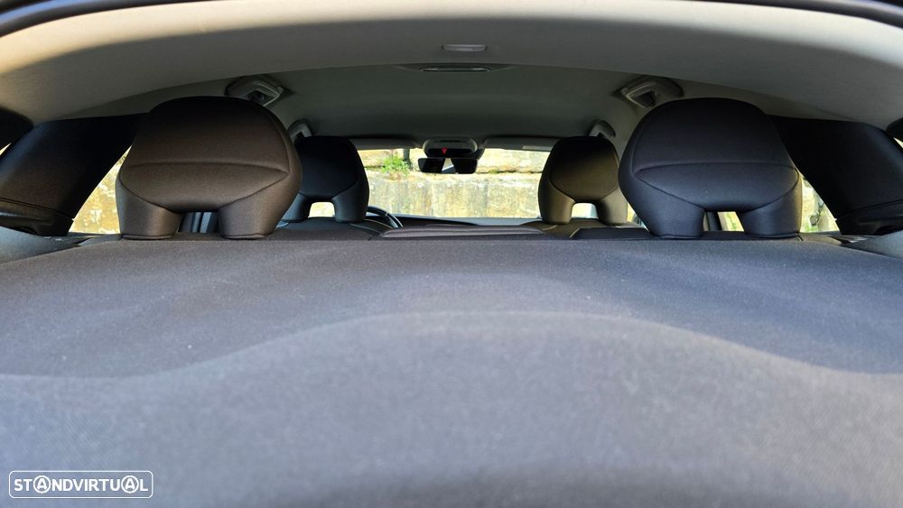 Volvo V40 1.6 D2 Momentum Powershift Eco - 44