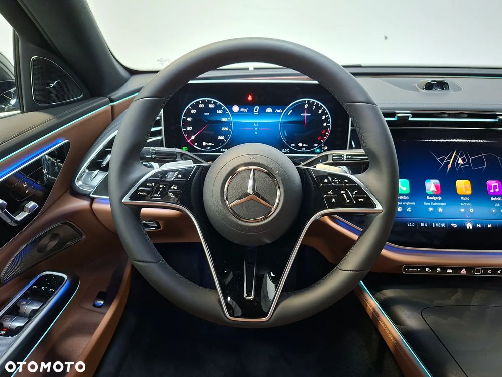 Mercedes-Benz Klasa E 300 de PHEV 4-Matic AMG 9G-Tronic - 3