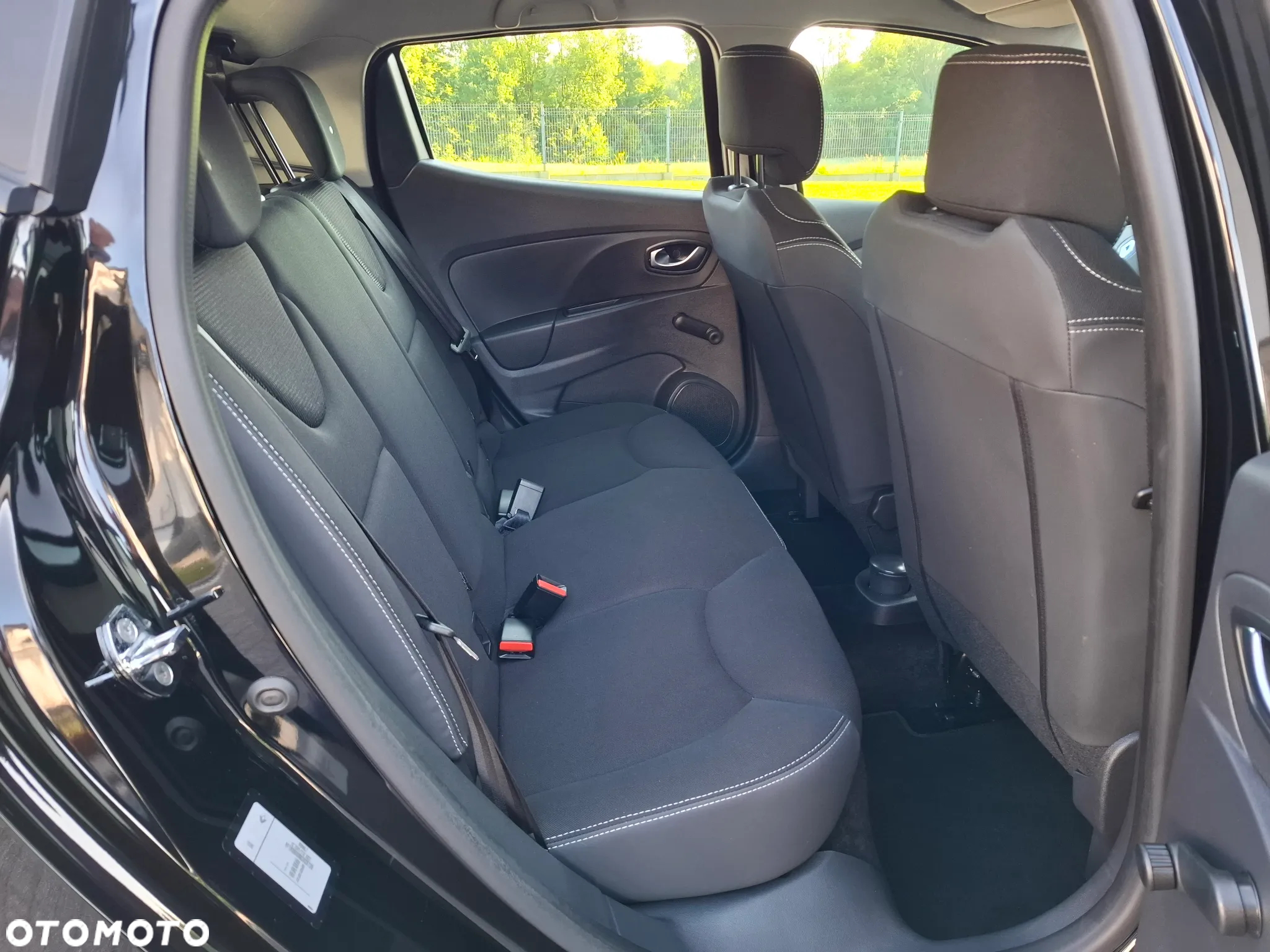 Renault Clio 0.9 TCe Limited - 23