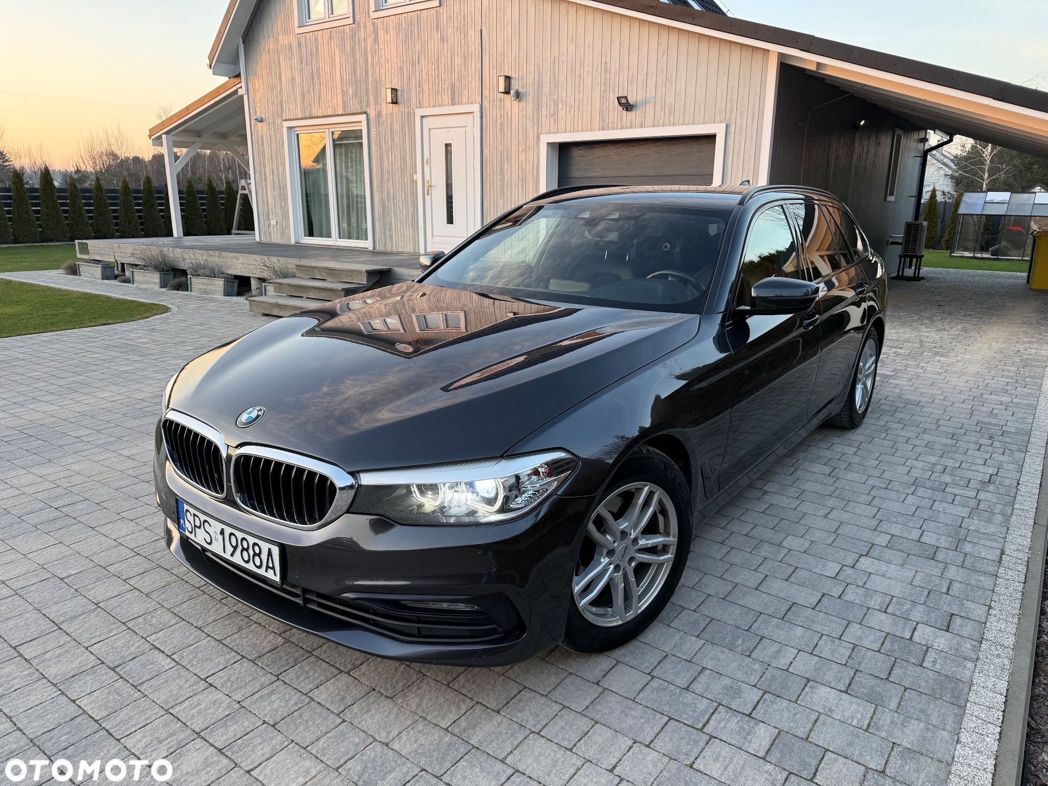BMW Seria 5 520d Sport Line - 1