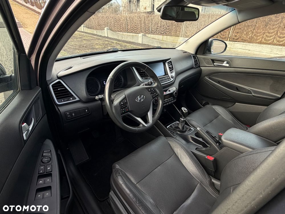 Hyundai Tucson blue 1.7 CRDi 2WD Advantage - 13