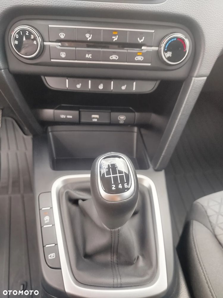 Kia Ceed 1.0 T-GDI 100 OPF Vision - 12