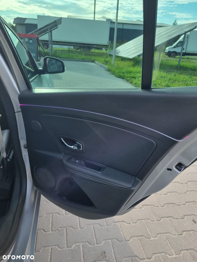 Renault Megane 1.6 dCi Energy Bose Edition - 18