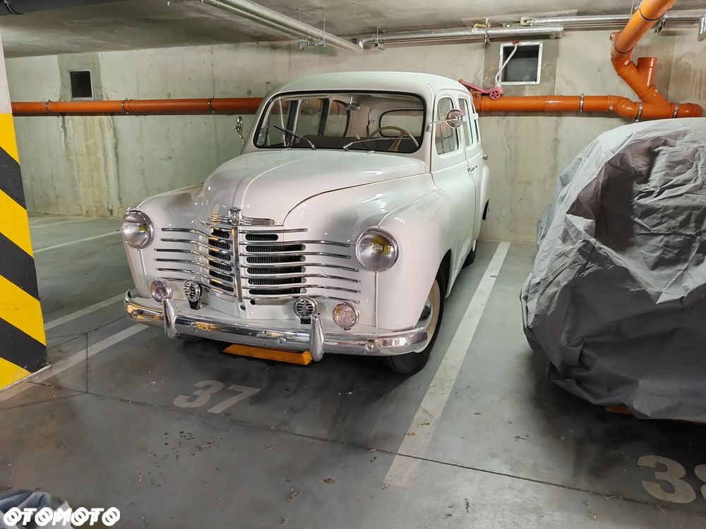 Renault Inny - 1
