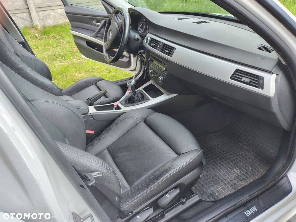 BMW Seria 3 316d - 8