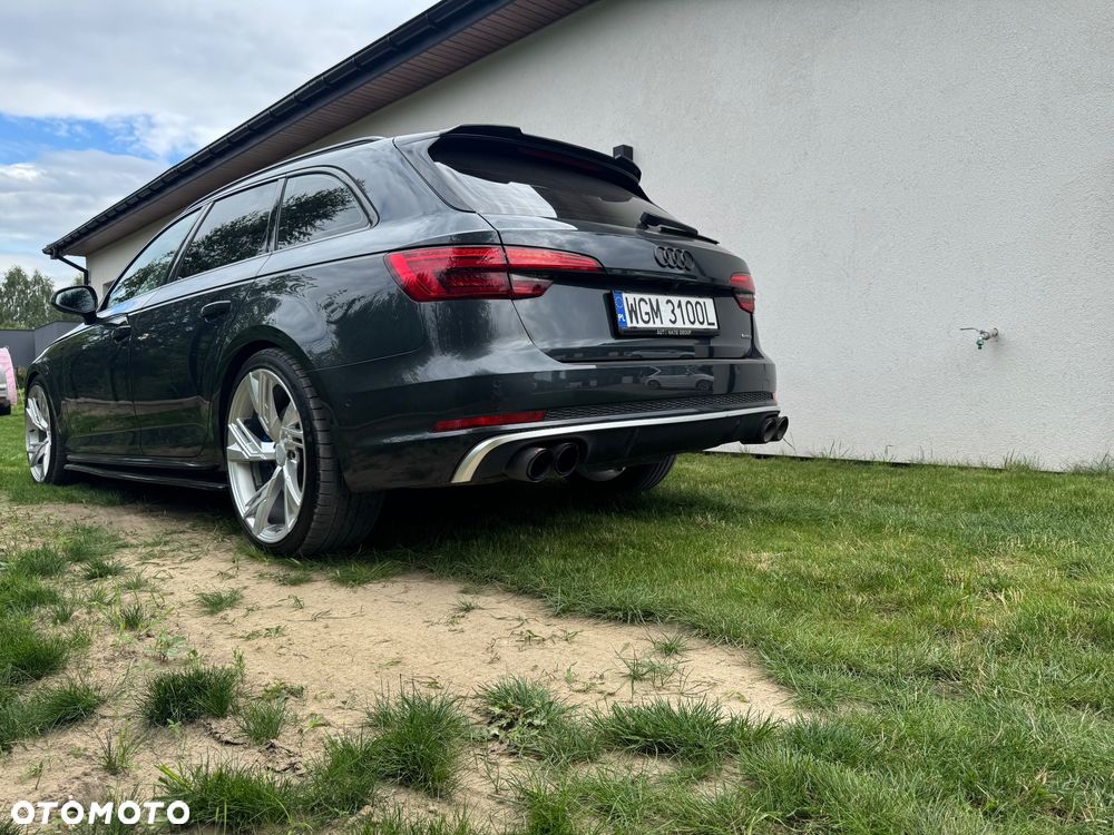 Audi A4 Avant - 8