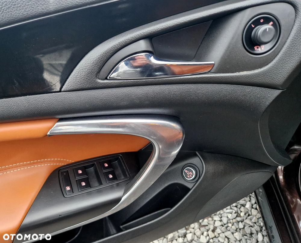 Opel Insignia - 13