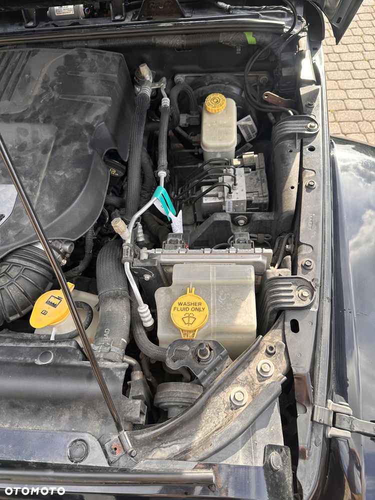 Jeep Wrangler 3.6 Unlim Sahara - 35