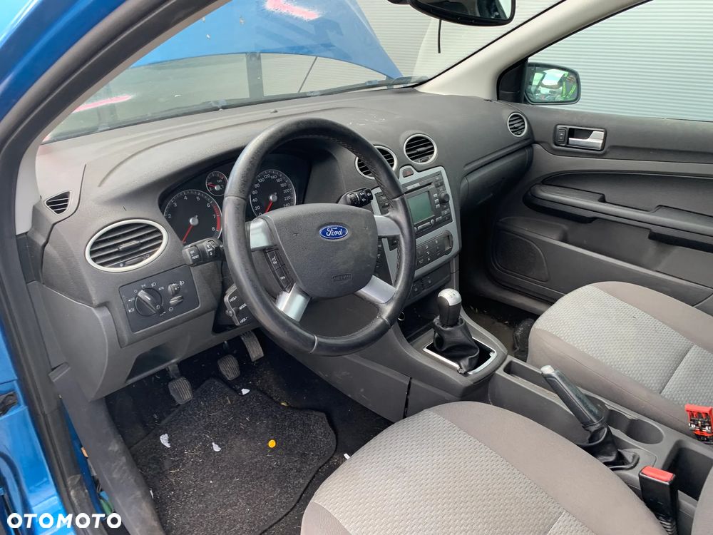 FORD FOCUS 2006 *SAMOCHÓD NA CZĘŚCI* 1145 MASKA, LAMPA, DRZWI, LUSTERKO, ZDERZAK, GRILL, BŁOTNIK, KLAPA, BELKA, DESKA, FOTELE, KANAPA, ĆWIARTKA KIEROWNICA, TARCZE, ZACISKI, ZAWIESZENIE, KOMPLETNY PRZÓD, KOMPLETNY TYŁ, LICZNIK, ZEGARY, PRAWE LEWE PRZÓD TYŁ - 5