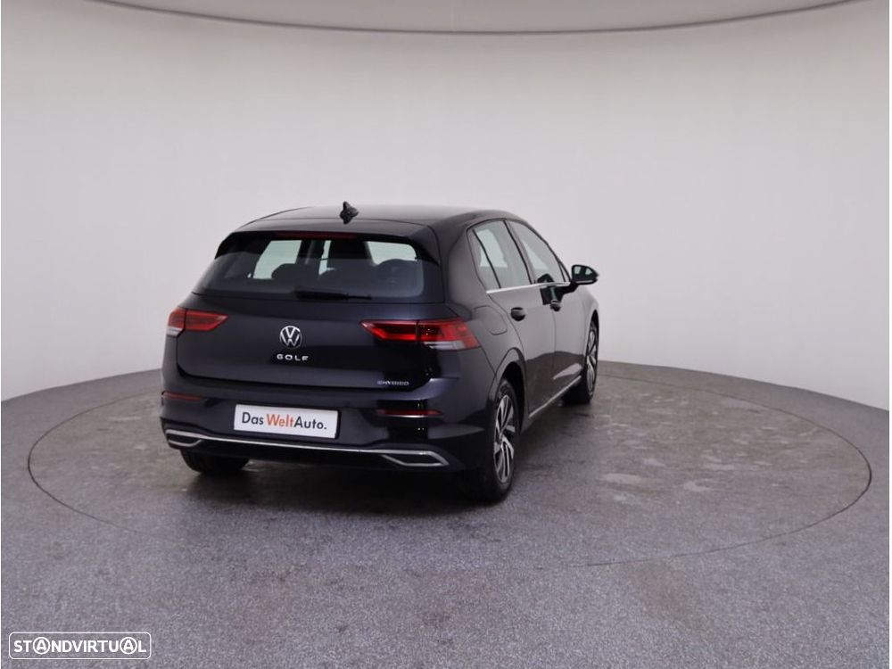 VW Golf 1.4 TSI e-Hybrid DSG - 11