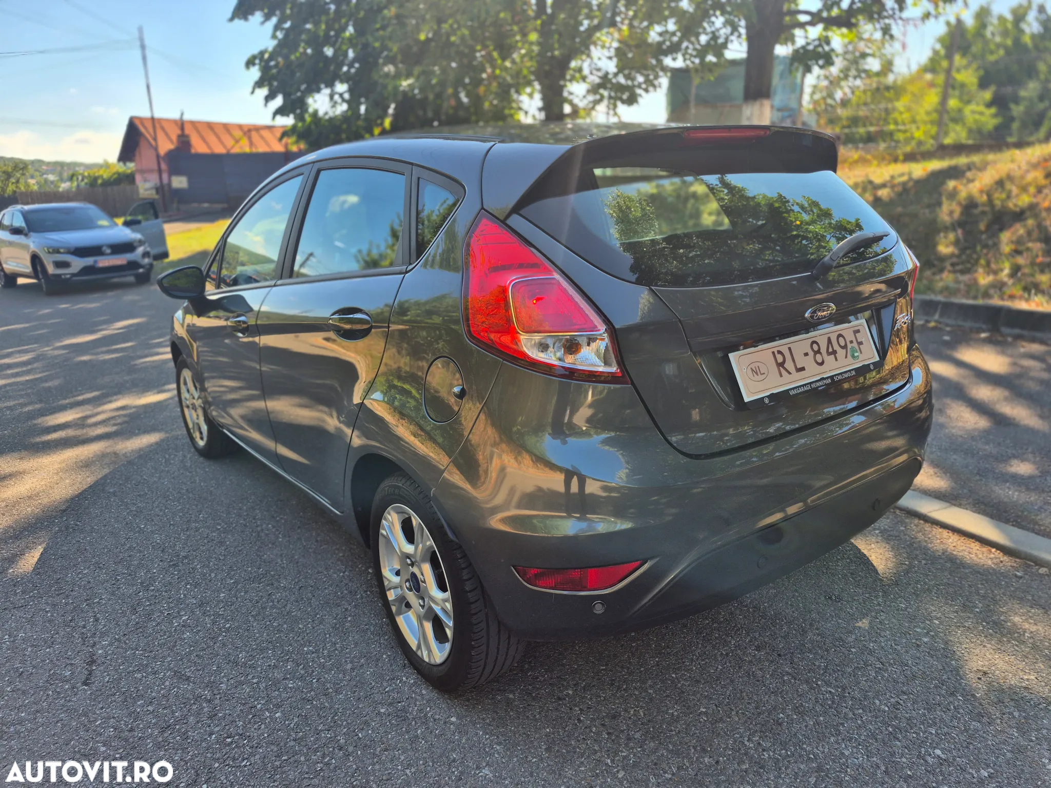 Ford Fiesta 1.0 EcoBoost S&S TITANIUM - 3