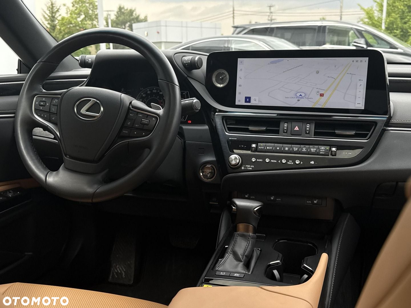 Lexus ES - 24