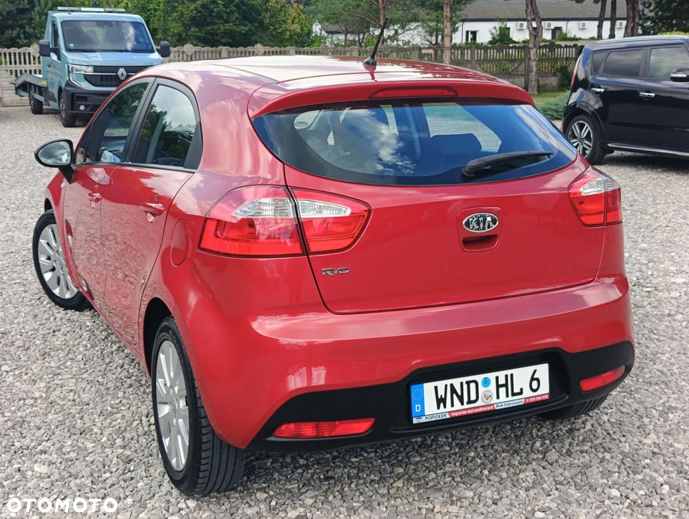 Kia Rio 1.2 Attract - 9