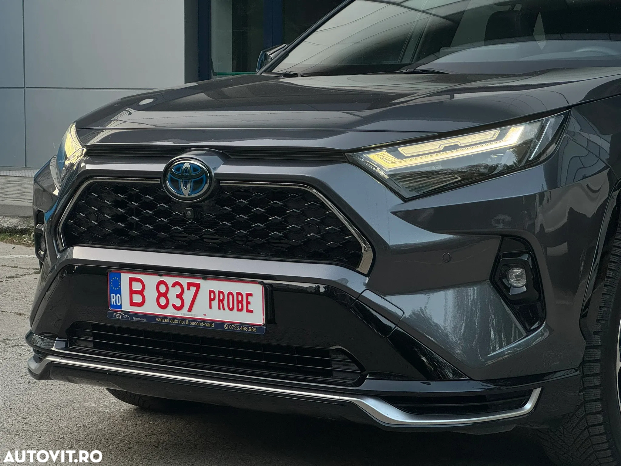 Toyota RAV4 - 7