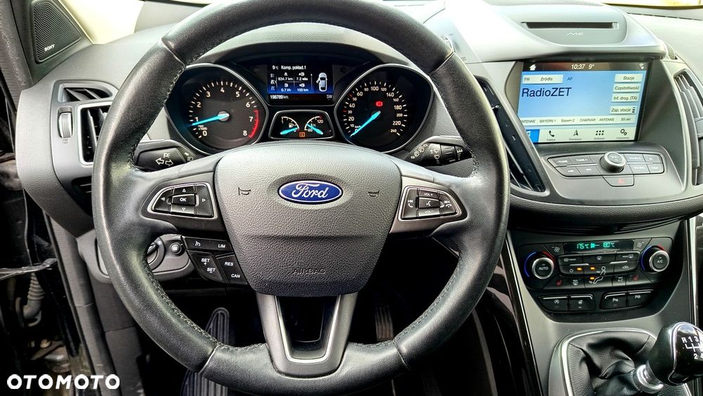 Ford Kuga 1.5 EcoBoost 2x4 ST-Line - 28