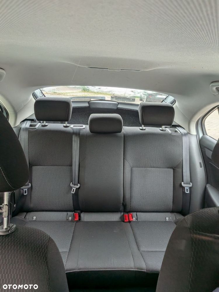 Skoda RAPID 1.2 TSI Ambition - 13