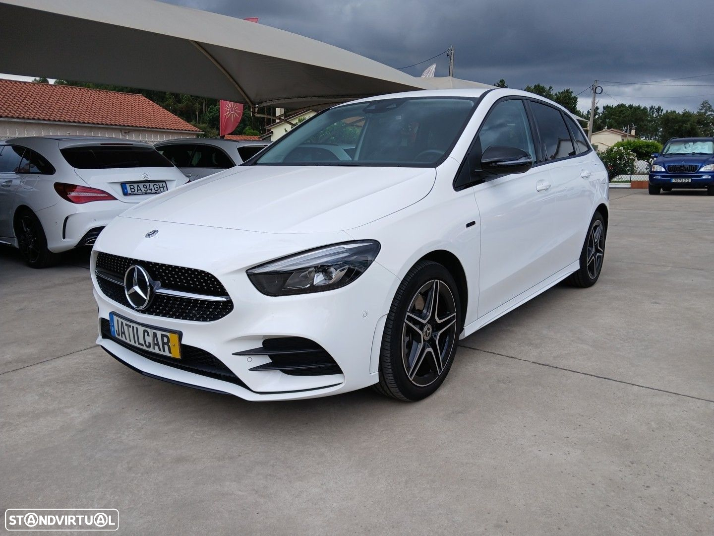 Mercedes-Benz B 250 e AMG Line - 2