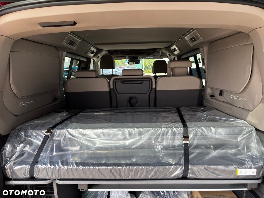 Volkswagen California - 11