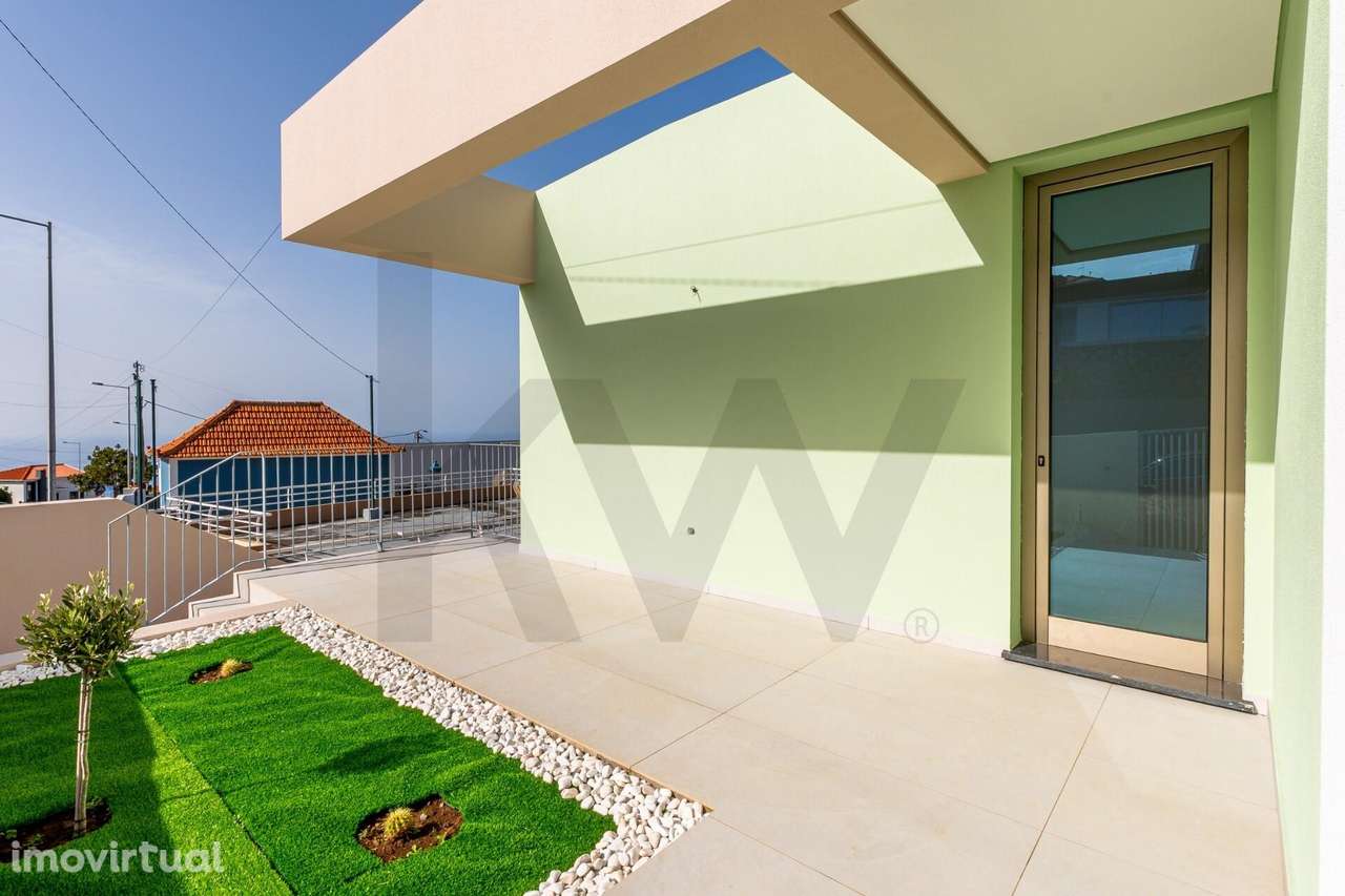 Moradia T2 | Arco da Calheta - Grande imagem: 5/43