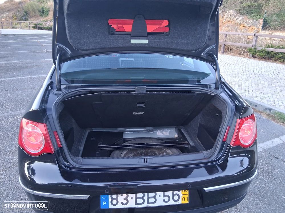 VW Passat 2.0 TDI 4M Confortline - 5