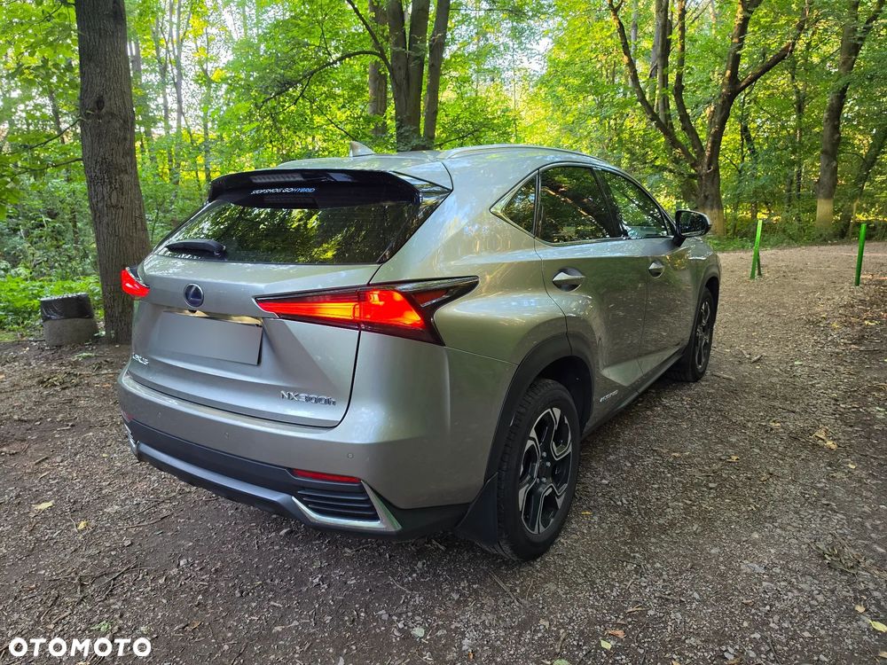 Lexus NX 300h Elegance AWD - 13