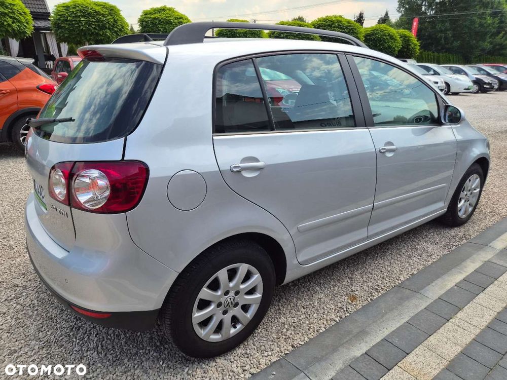 Volkswagen Golf Plus - 9