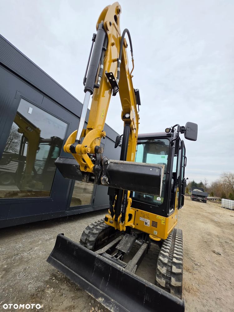 Caterpillar 302.7 CR - 10