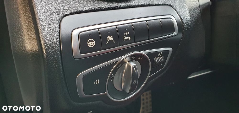 Mercedes-Benz Klasa C - 35