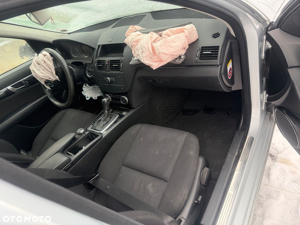 Mercedes-Benz Klasa C 200 CDI DPF Automatik - 15