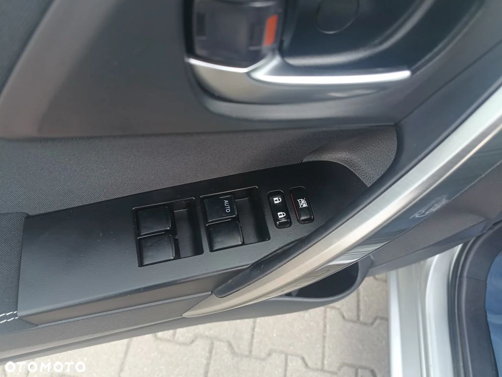 Toyota Auris 1.6 Valvematic Executive - 15