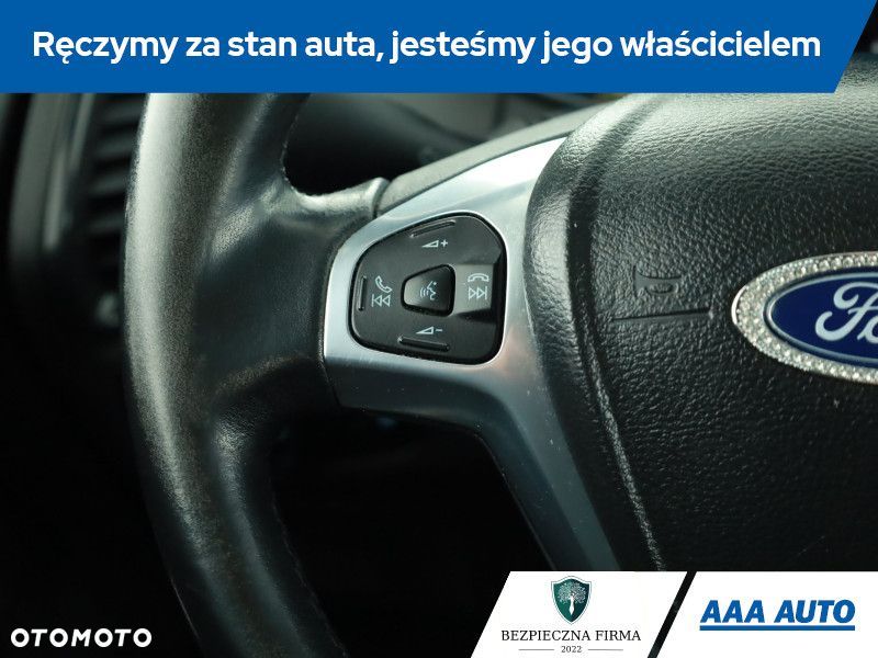 Ford EcoSport - 16