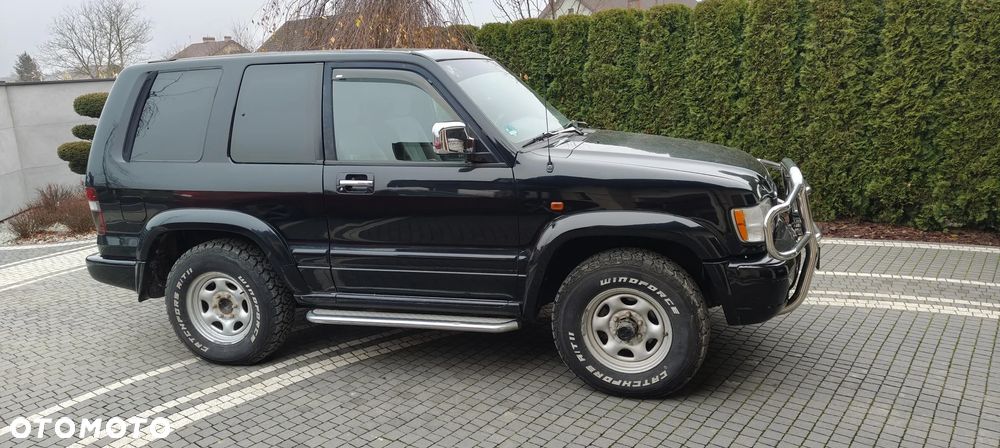 Isuzu Trooper - 1