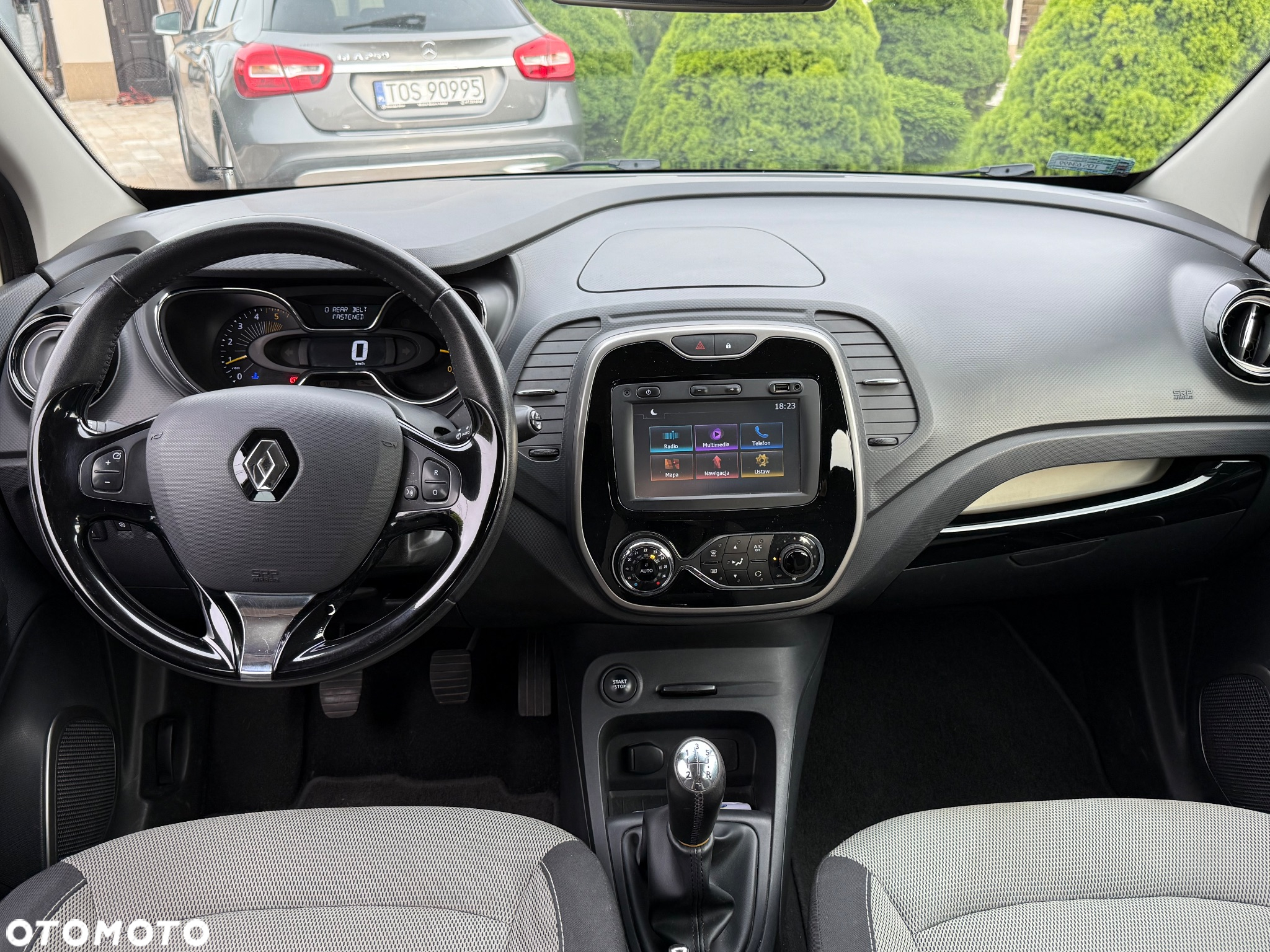 Renault Captur - 10