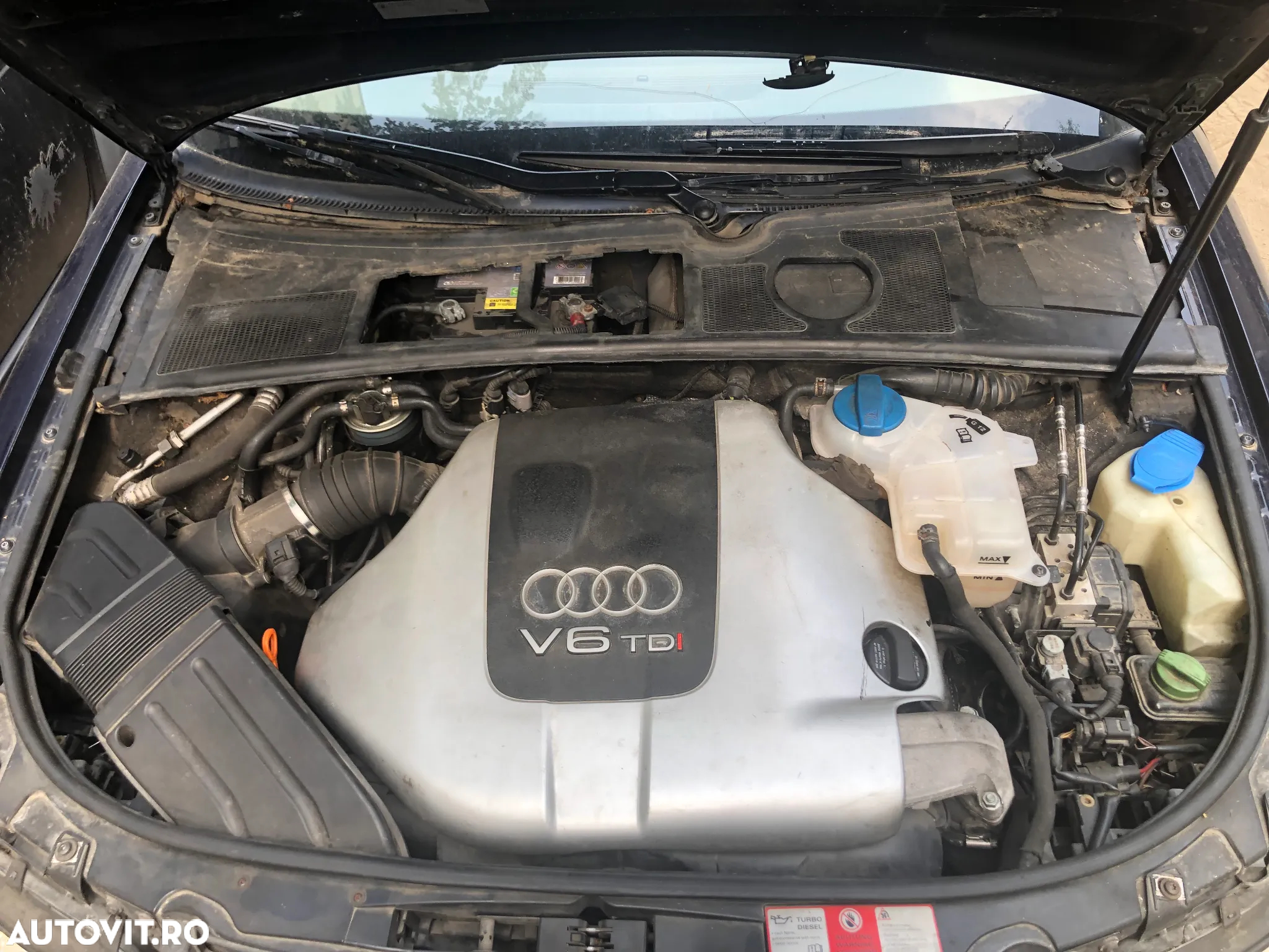 Dezmembrez Audi A4 B6 sedan albastru 2.5 TDI V6 2002 - 7