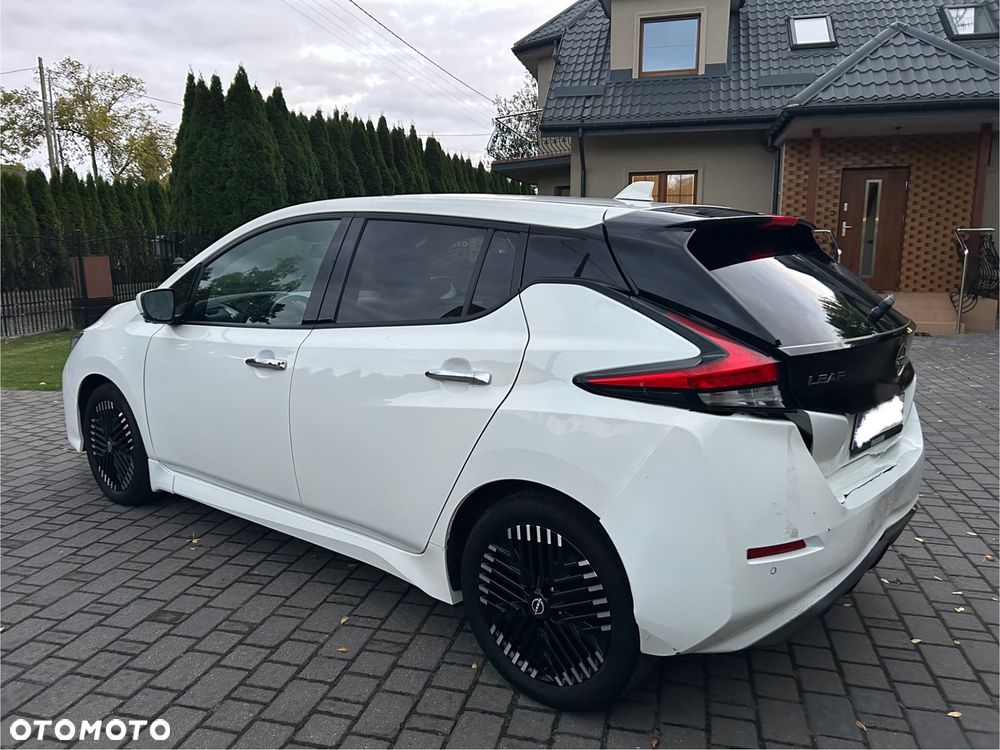 Nissan Leaf 39 kWh Tekna - 4