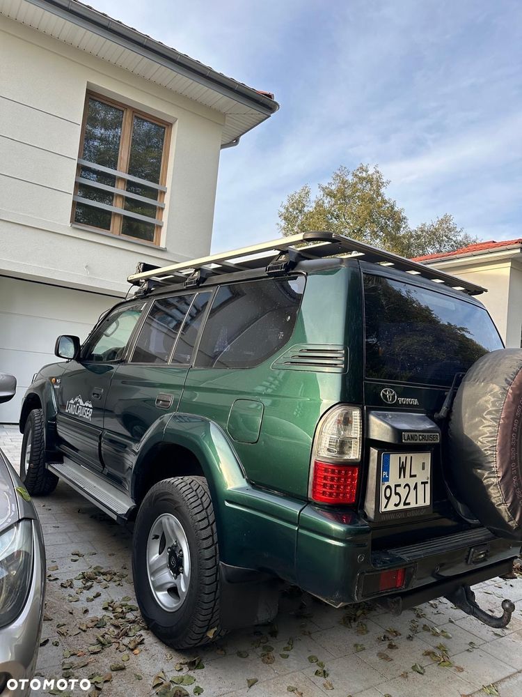 Toyota Land Cruiser - 7