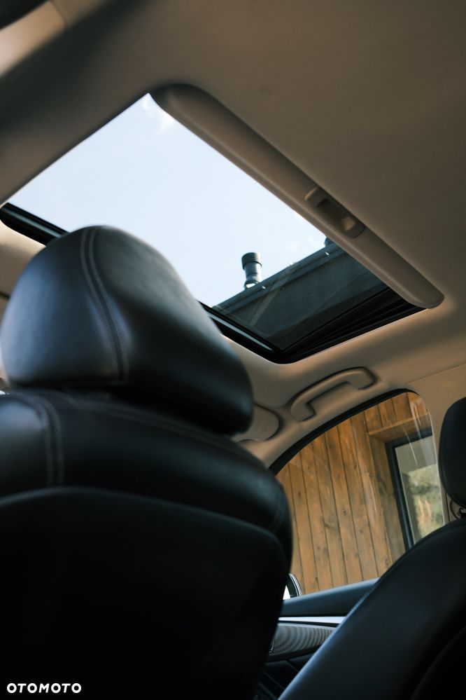 Infiniti Q50 - 24