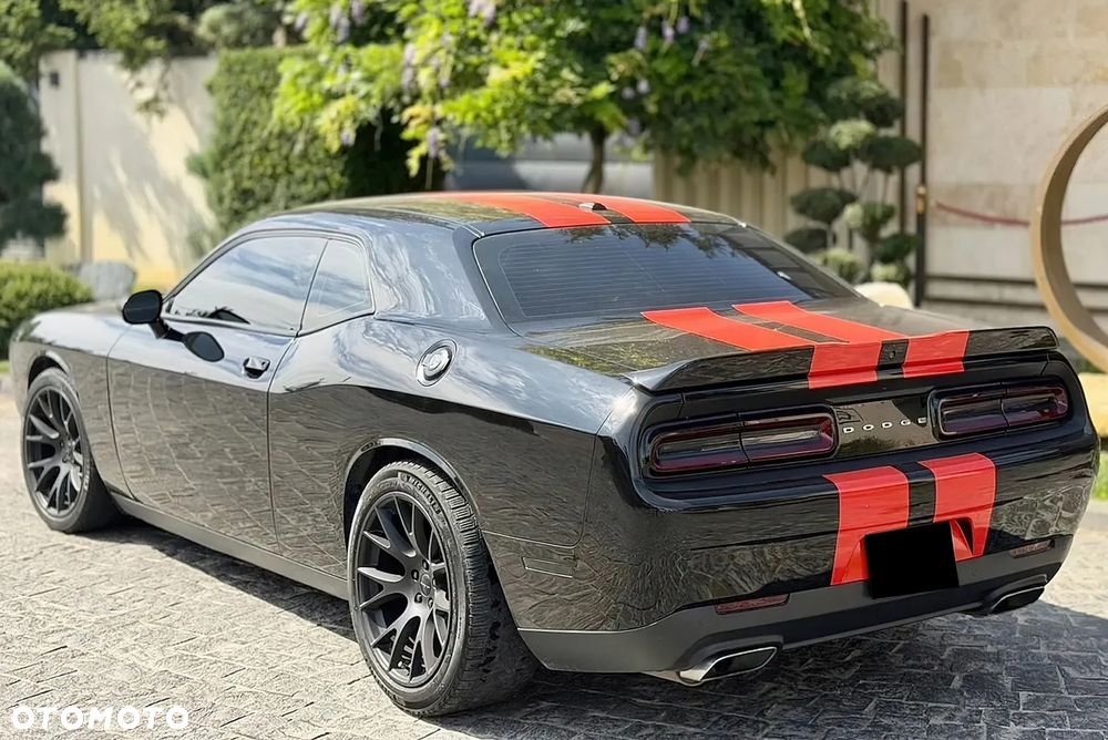 Dodge Challenger 5.7 R/T - 4