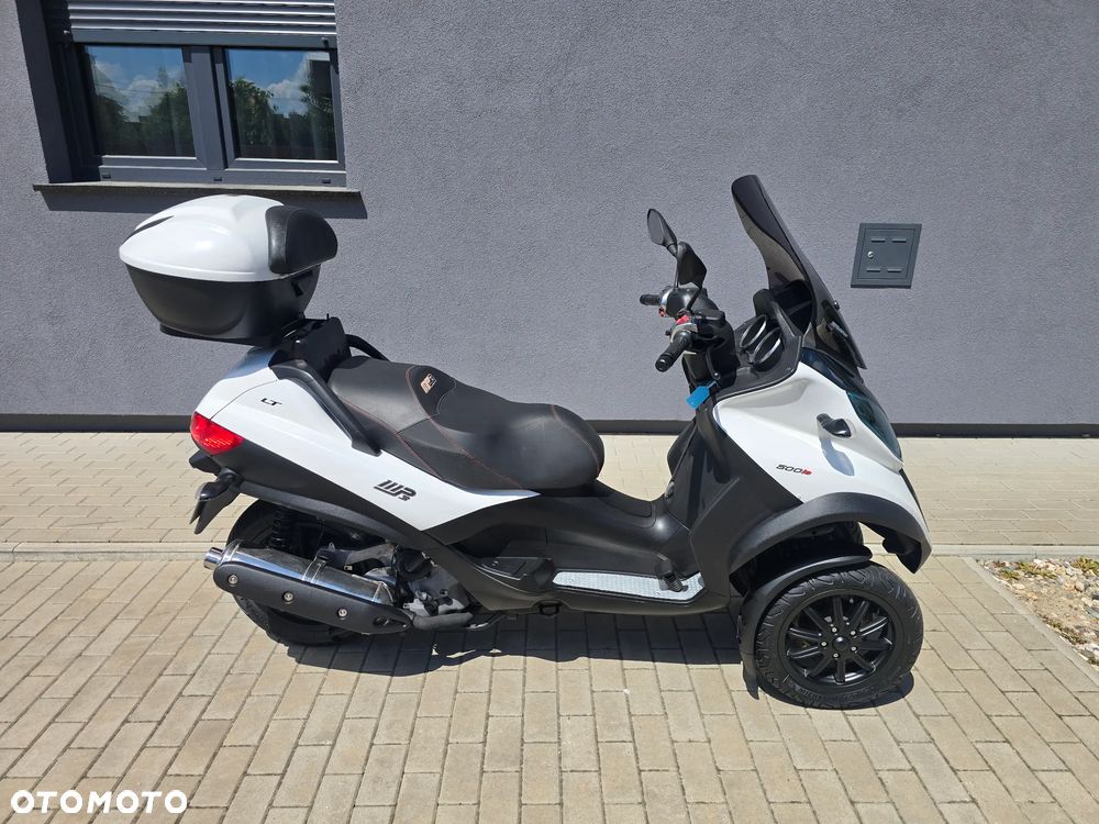 Piaggio MP-3 - 5