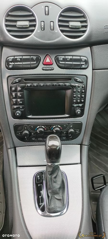 Mercedes-Benz CLK - 32