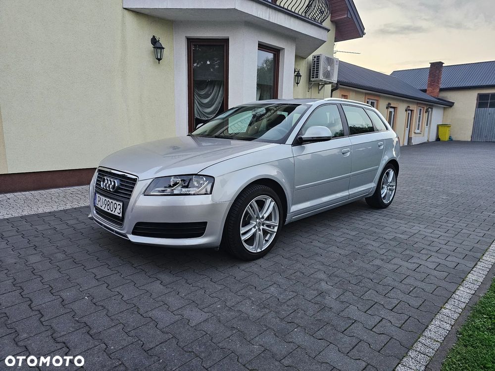 Audi A3 Sportback 1.6 Attraction - 8