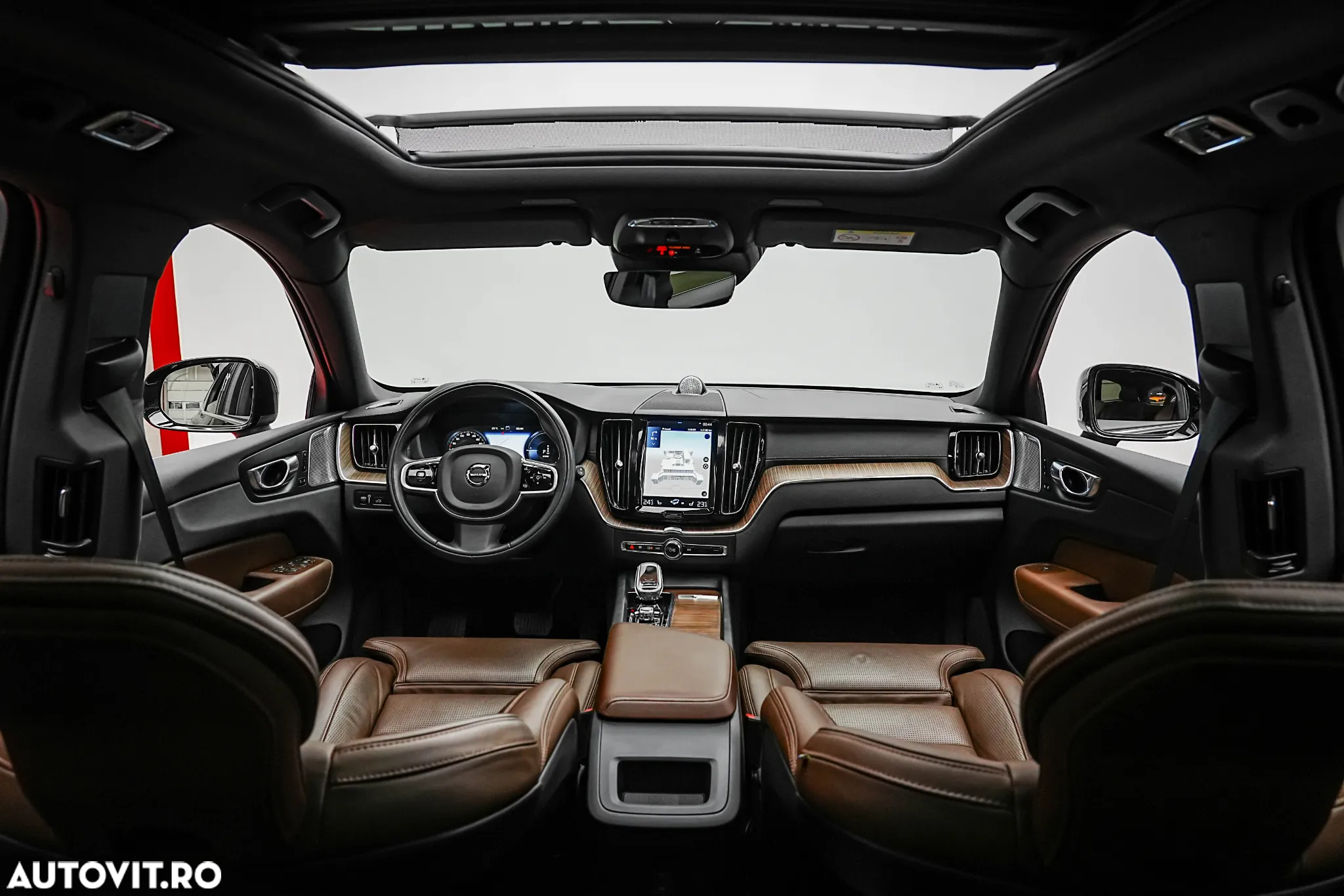 Volvo XC 60 Recharge T6 Twin Engine eAWD Inscription Expression - 27