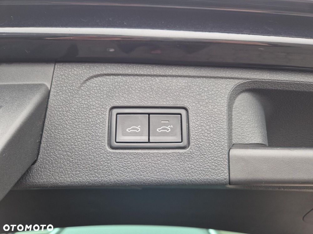 Volkswagen Passat - 29