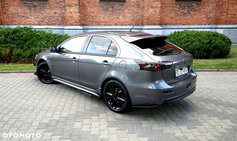 Mitsubishi Lancer 1.6 Intense - 17
